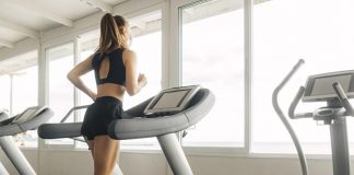 Máy chạy bộ cho người có vấn đề xương khớp
