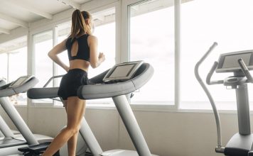 Máy chạy bộ cho người có vấn đề xương khớp